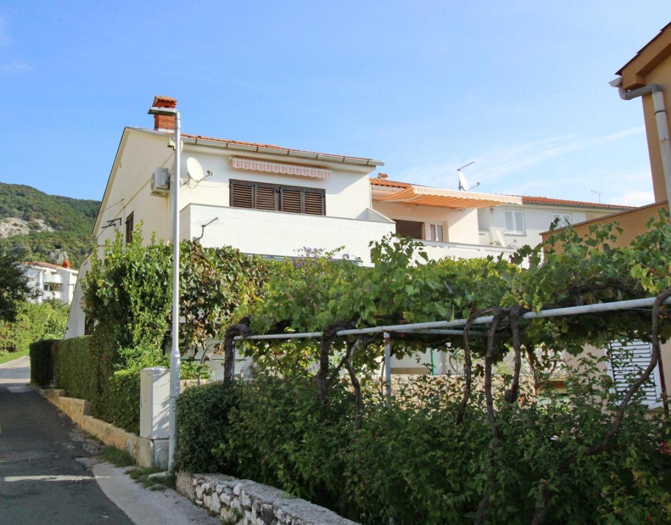Apartments Kucar Baška Esterno foto